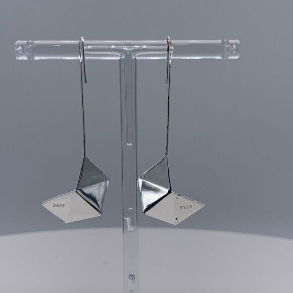 Ring, new, no tags, solid 925 sterling, adjustable, minimalist, modern classic - Picture 15 of 17